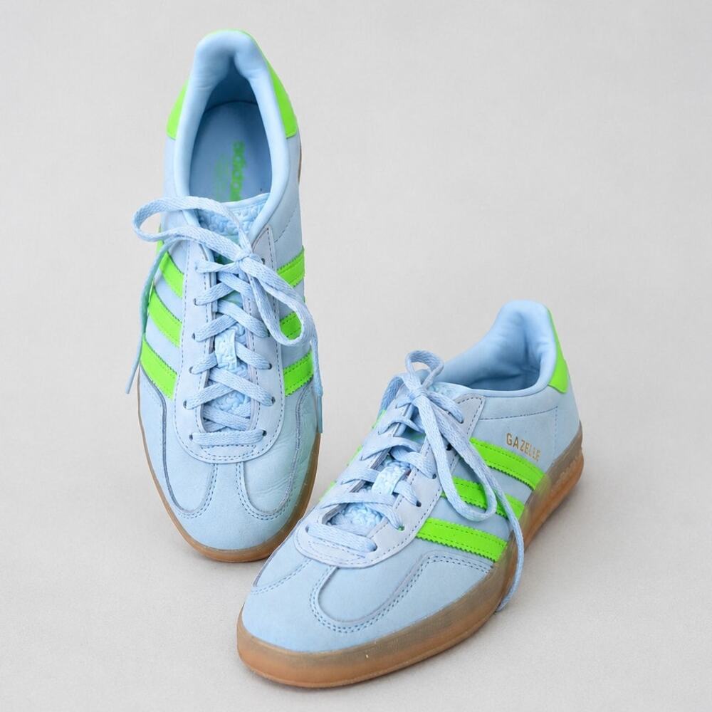 Adidas Originals Gazelle Indoor Sneaker JI1372 Womens 7 Clear Sky Nubuck Low Top